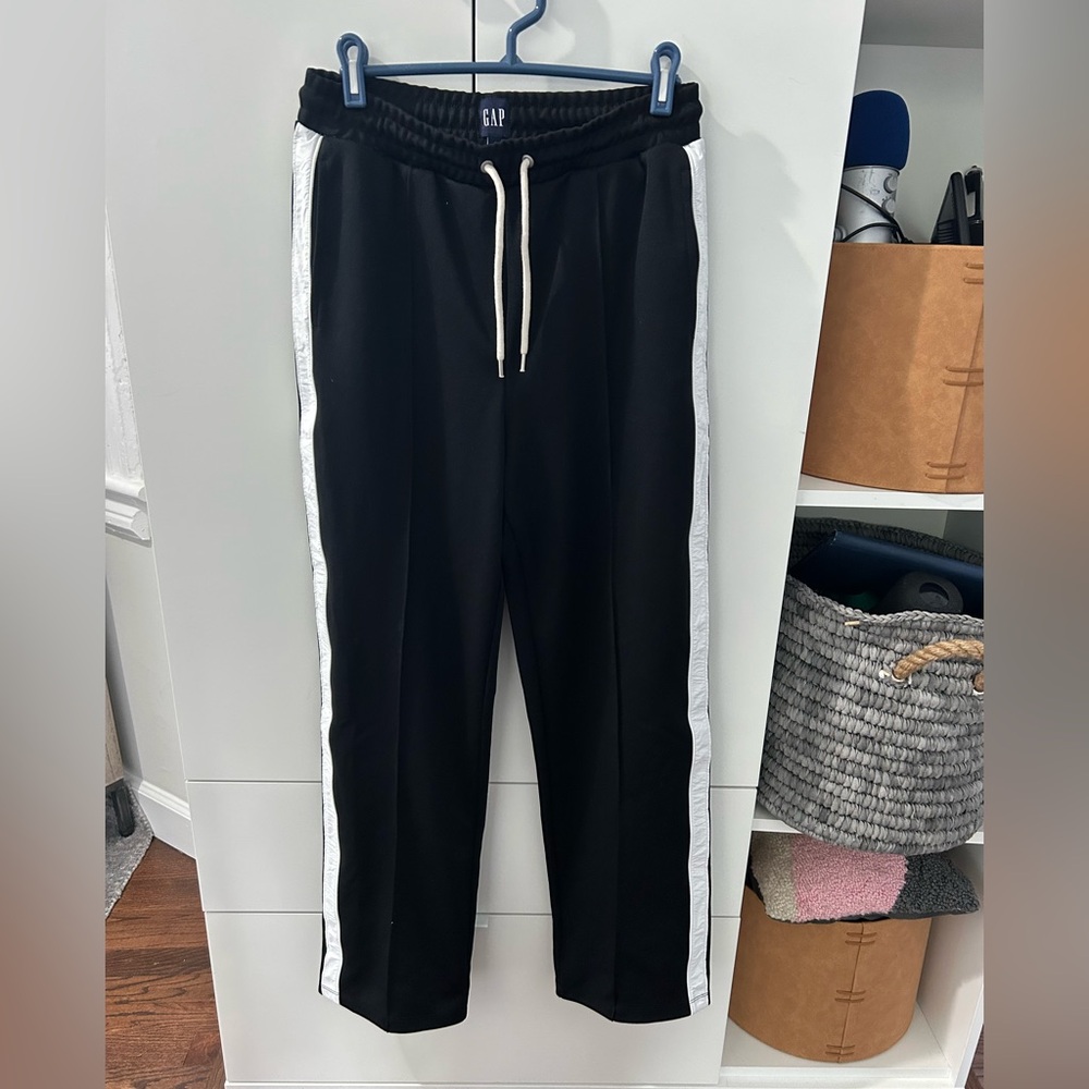 GAP Black straight leg track pant